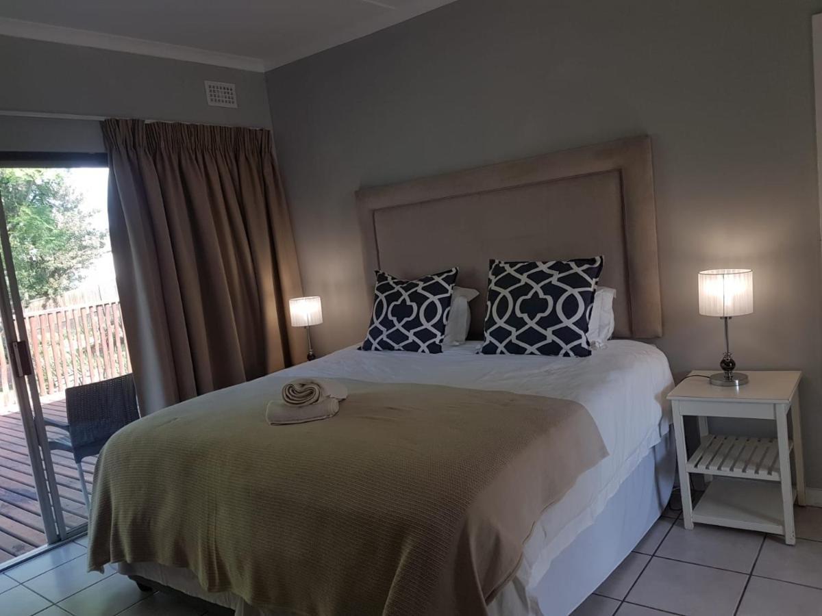 Bishops Guesthouse Eshowe ภายนอก รูปภาพ