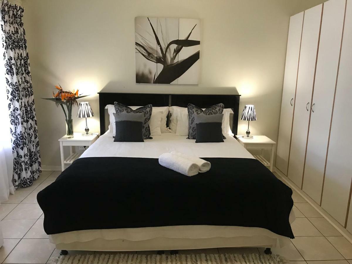 Bishops Guesthouse Eshowe ภายนอก รูปภาพ